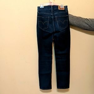 Levis jeans